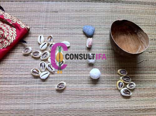 real Santería Diloggun consultation near you – Guidance for love 1 IMG 2875